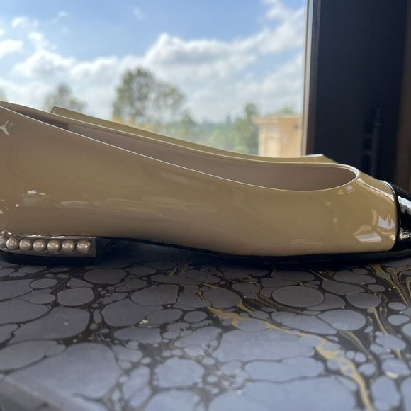 CHANEL Patent Calfskin Pearl Cap Toe Flats - Picture 3 of 5